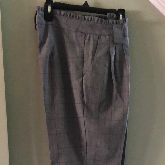 10 / $10 Forever 21 Women’s Dress Pant - Picture 12 of 12
